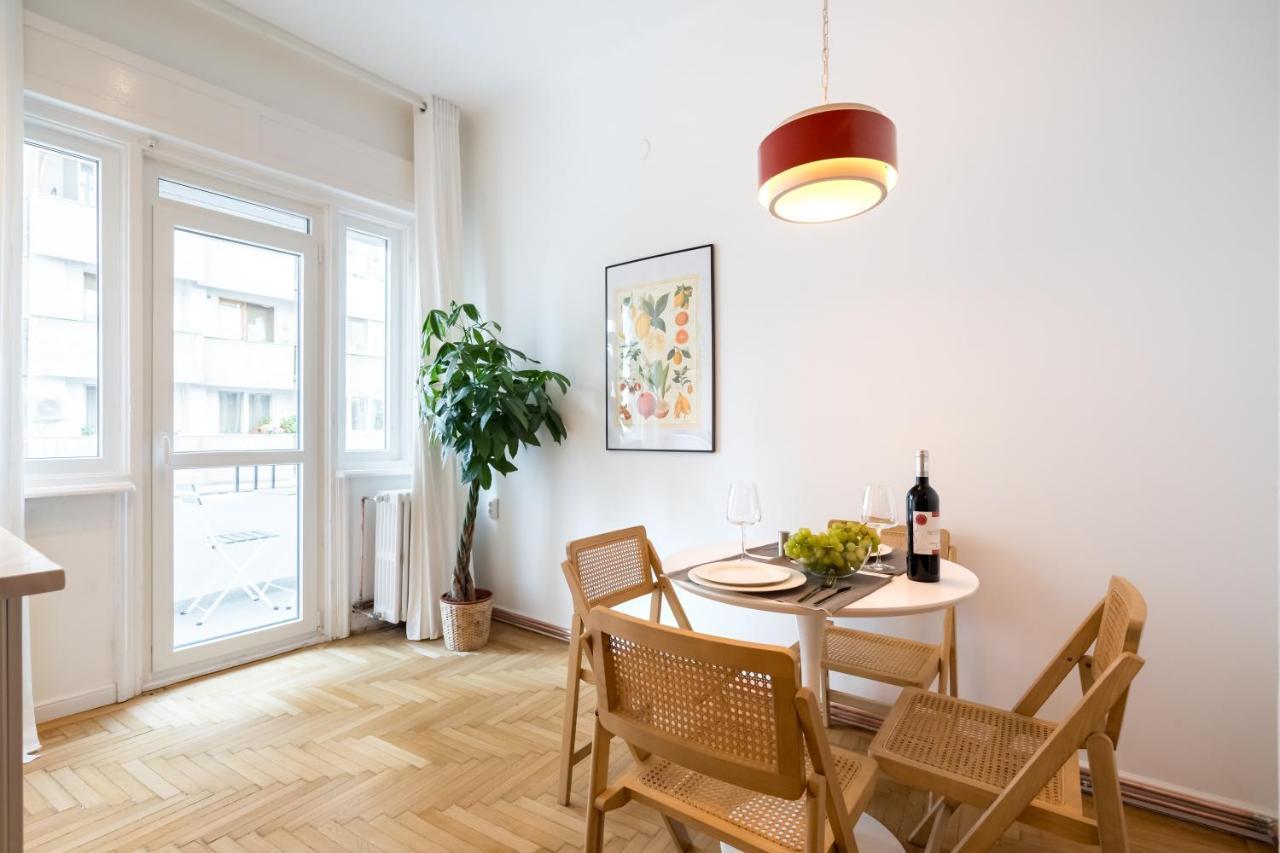 Cismigiu Serenity: 1Br Flat With Scenic Balcony Βουκουρέστι Εξωτερικό φωτογραφία