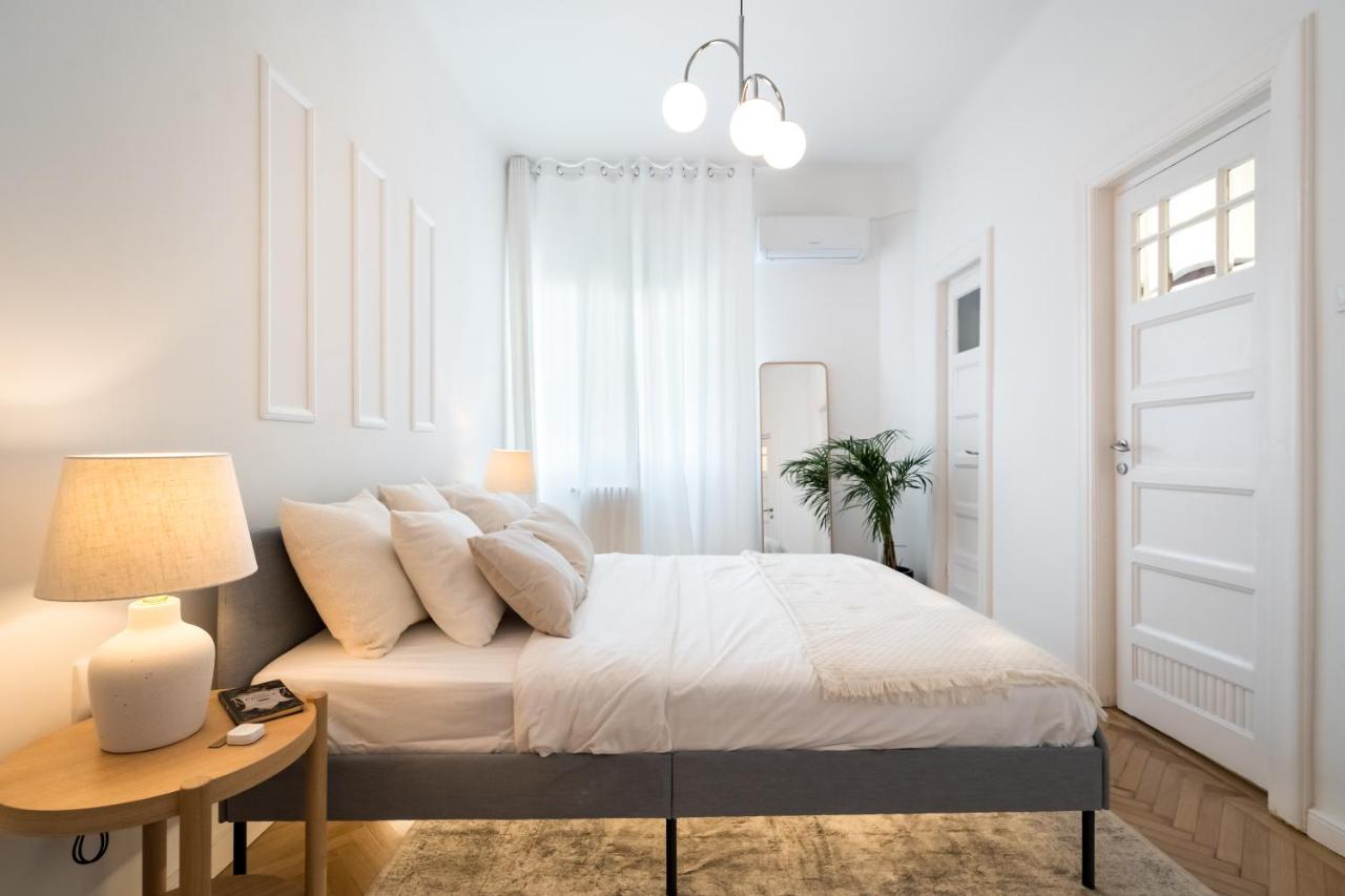 Cismigiu Serenity: 1Br Flat With Scenic Balcony Βουκουρέστι Εξωτερικό φωτογραφία
