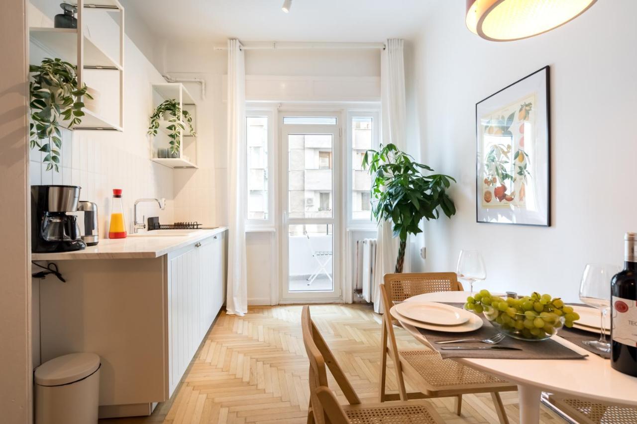 Cismigiu Serenity: 1Br Flat With Scenic Balcony Βουκουρέστι Εξωτερικό φωτογραφία