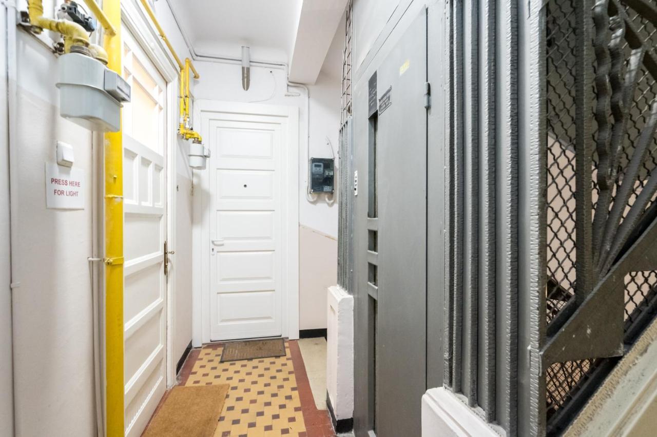 Cismigiu Serenity: 1Br Flat With Scenic Balcony Βουκουρέστι Εξωτερικό φωτογραφία