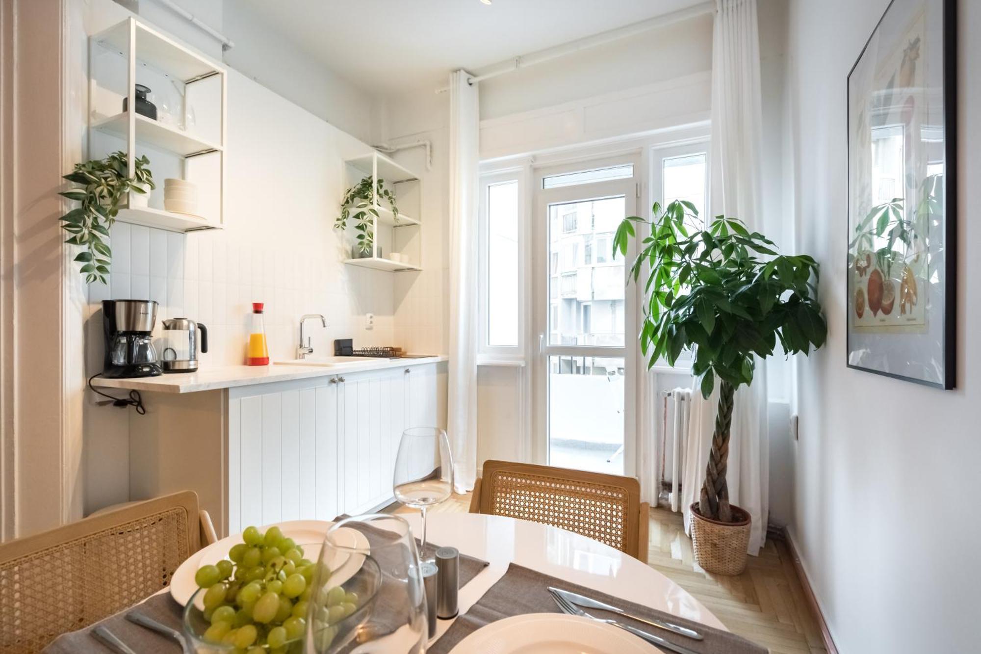 Cismigiu Serenity: 1Br Flat With Scenic Balcony Βουκουρέστι Εξωτερικό φωτογραφία